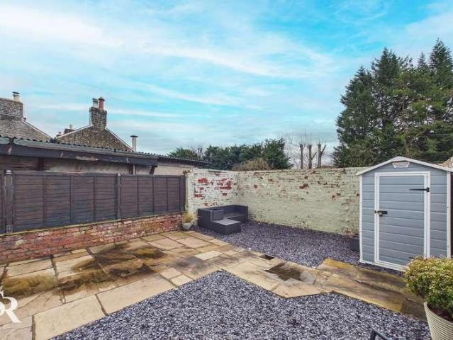 3 bed house for sale