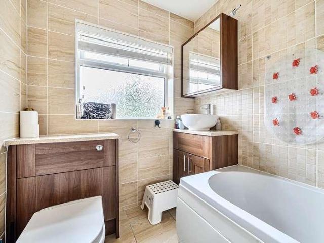 3 bed house for sale
