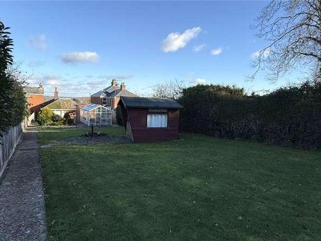 3 bed house for sale