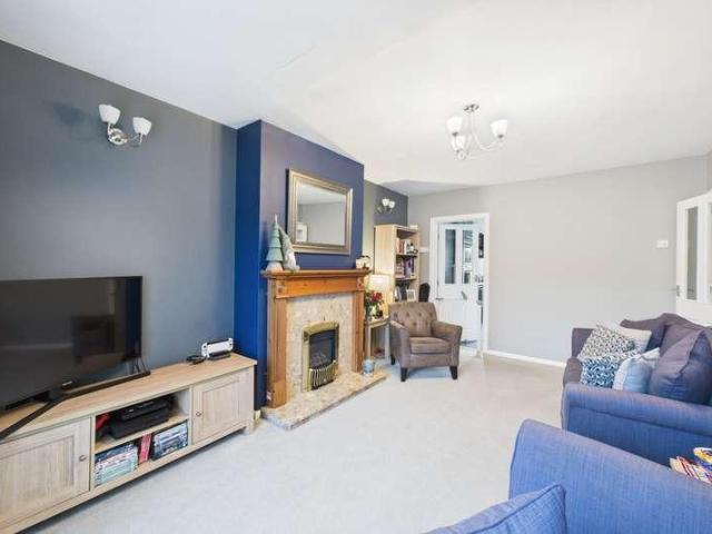 3 bed house for sale