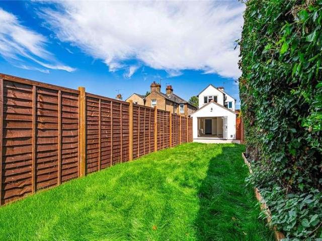 3 bed house for sale