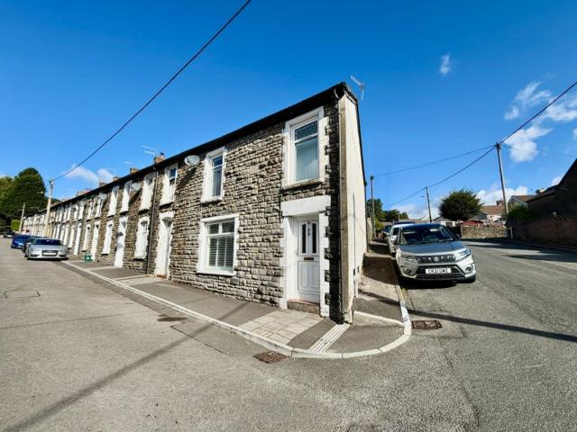 3 Bed House For Rent