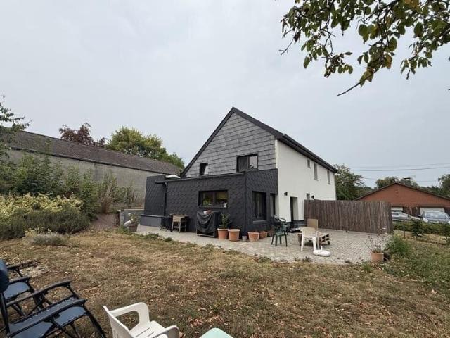 3 Bed House for Rent, 1665m² Plot, Namur