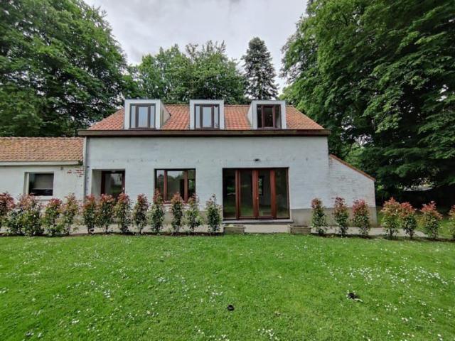 3 bed house in Rixensart, green garden