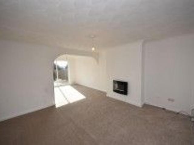 3 bed House Semi Detached for Rent