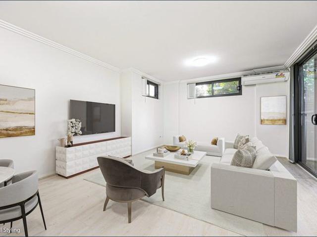 3 bed in Top Location with Carlingford High Catchment