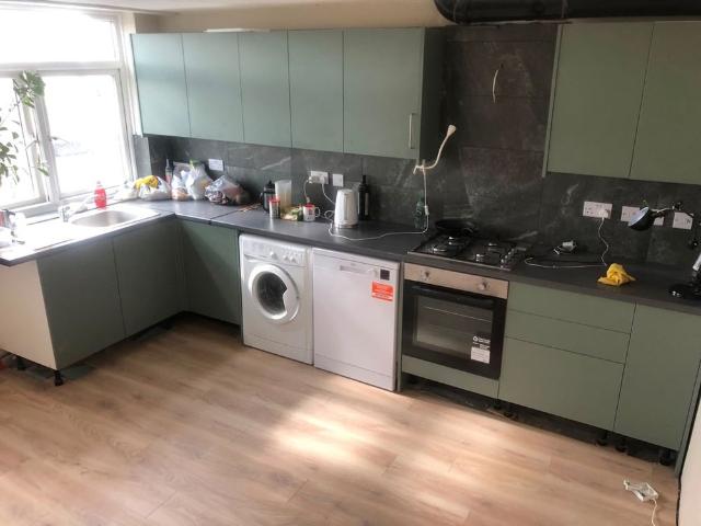 3 Bed Maisonette, Bensham Manor Road, CR7