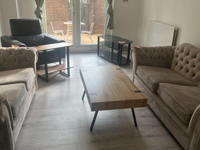 3 Bed Maisonette, Campbell Road, E3