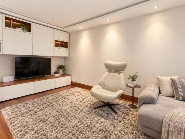 3 bed mews house to rent in Cato Street, London