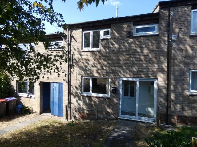 3 bed Mid Terraced House to Let