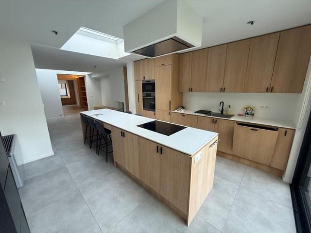 3 bed renovated house in Leuven center prime location