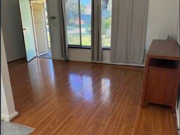 3 bed room house next to park for rent