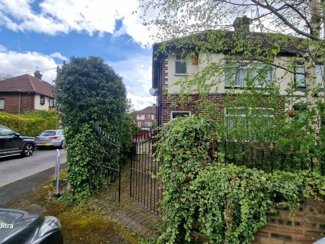 3 Bed Semi detached House Manchester Road, Manchester M34 Mustafa & Co Property Management