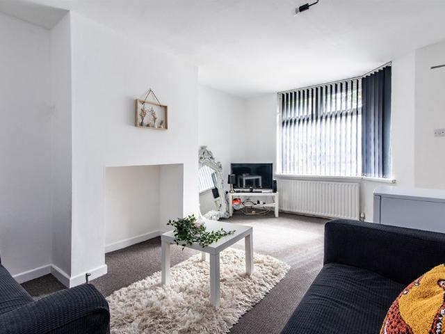 3 Bed Semi Detached House, Beeston Road, NG7