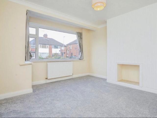 3 Bed Semi Detached House, Birfed Crescent, LS4