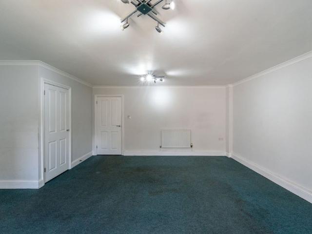 3 Bed Semi Detached House, Craster Road, SW2