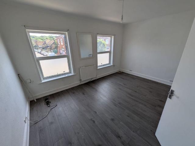 2 Bed Maisonette, Evelina Road, SE15