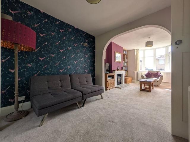 3 Bed Semi Detached House, Elstree Road, BS5
