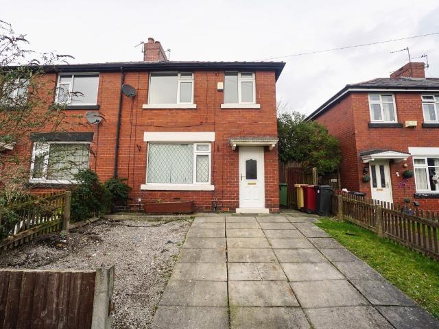 3 Bed Semi detached house For Rent