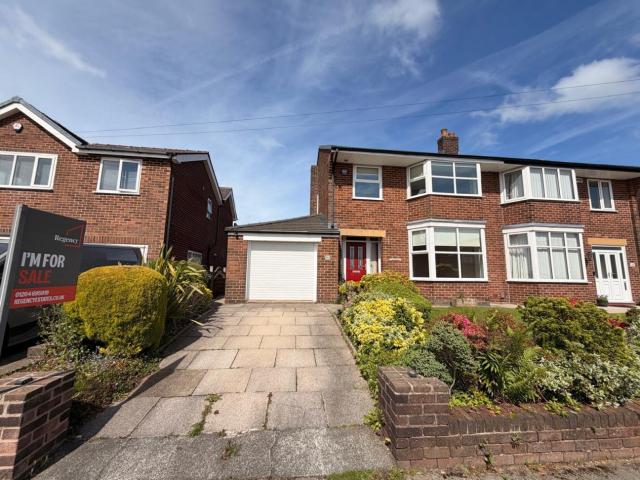 3 Bed Semi detached house For Rent