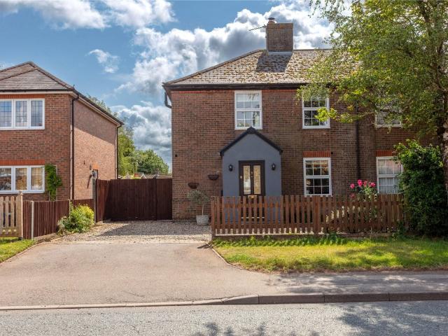3 bed Semi Detached House for Rent