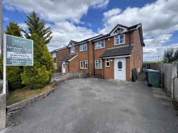3 Bed Semi Detached House for rent