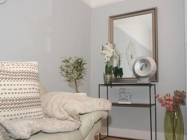 3 Bed Semi Detached House, Hereward Gardens, N13