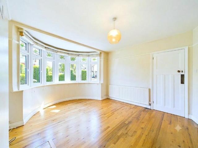 3 Bed Semi Detached House, Kings Way, HA1