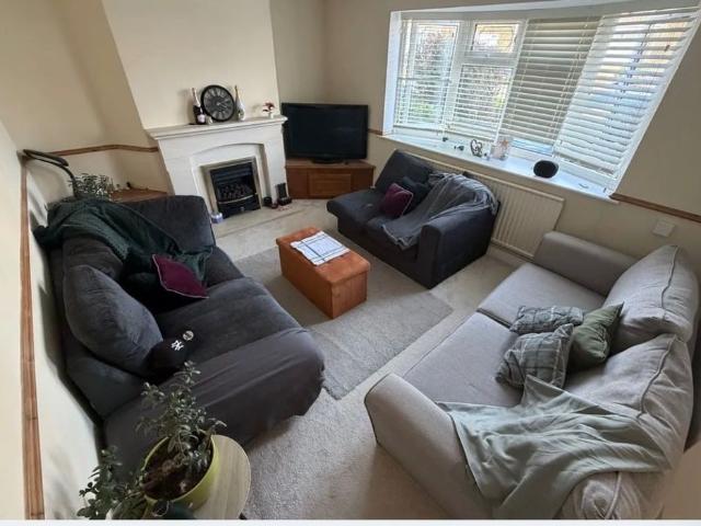 3 Bed Semi Detached House, Ravensthorpe, LU2
