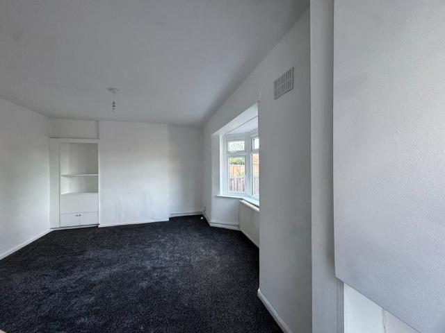 3 Bed Semi Detached House, Shepton Crescent, NG8