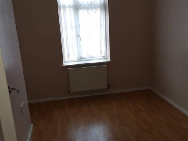 3 Bed Semi Detached House, The Riddings, B33