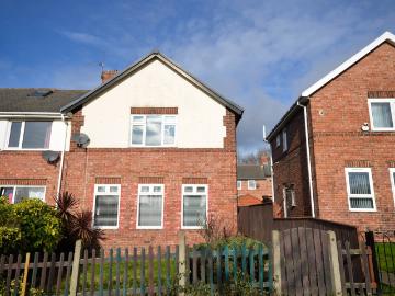 3 bed semi detached house to rent in Edward Road, Birtley, DH3
