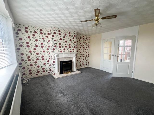 3 bed semi detached house to rent in Fulwell Avenue, South Shields, NE34