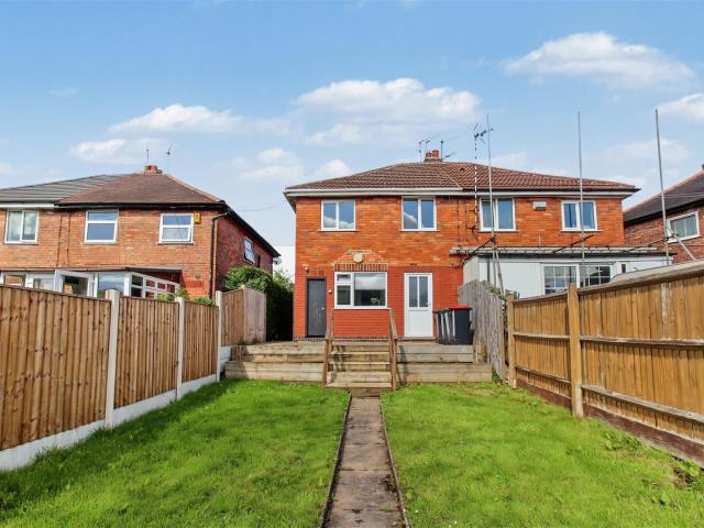 3 bed semi detached house to rent in Harris Road, Chilwell, Nottingham, NG9 4FD