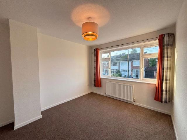 3 bed semi detached house to rent in Ivybridge Road, Coventry, CV3