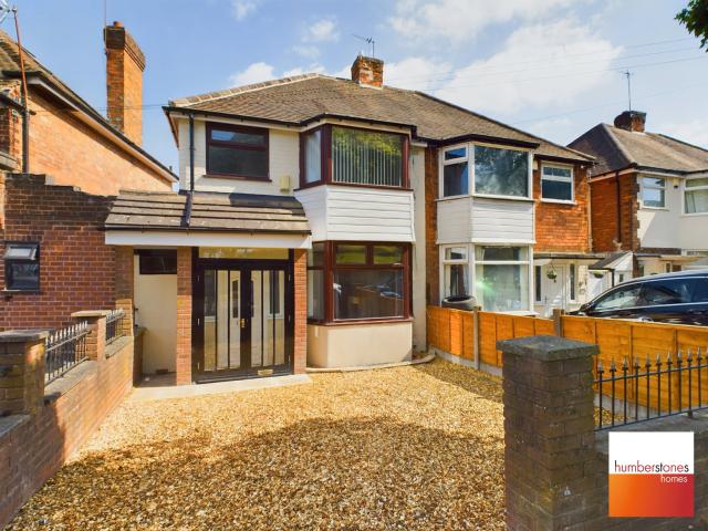 3 bed semi detached house to rent in RIDGACRE LANE QUINTON