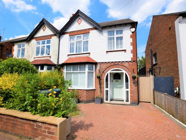 3 bed semi detached house to rent in Rutland Road, West Bridgford, Nottingham, NG2 £1,700 per month