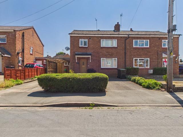 3 bed semi detached house to rent in Walls Road, Bromsgrove, B60