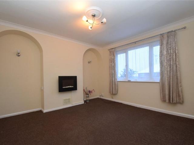 3 bed semi detached house to rent in The Uplands, Scarborough, North Yorkshire, YO12