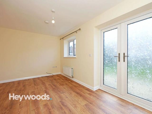3 bed semi detached house to rent Walton Road, Stoke On Trent, ST4