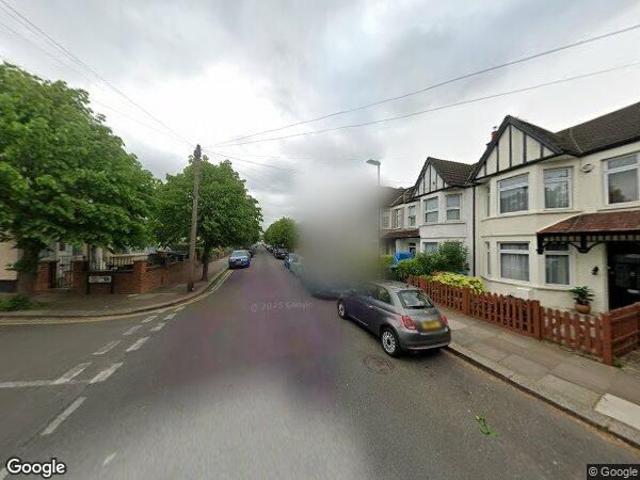 3 Bed Semi Detached House, Very Near Risingholme Road Area, HA3
