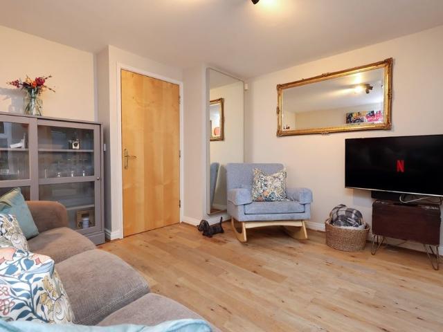 3 Bed Semi Detached House, Whitehall Road, BS5
