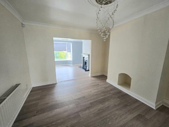 3 bed Semi Detached To Let