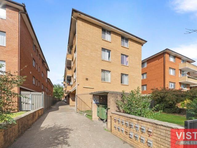 3 bedder apartment in the heart of CABRAMATTA