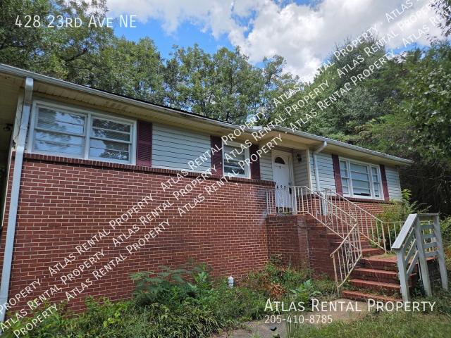 3 Bedroom/1 Bath Move in Ready! Pet Friendly