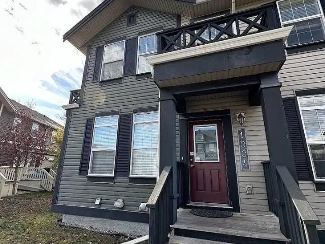 3 Bedroom & 3.5 Bathroom Townhouse for Rent – Airdrie
