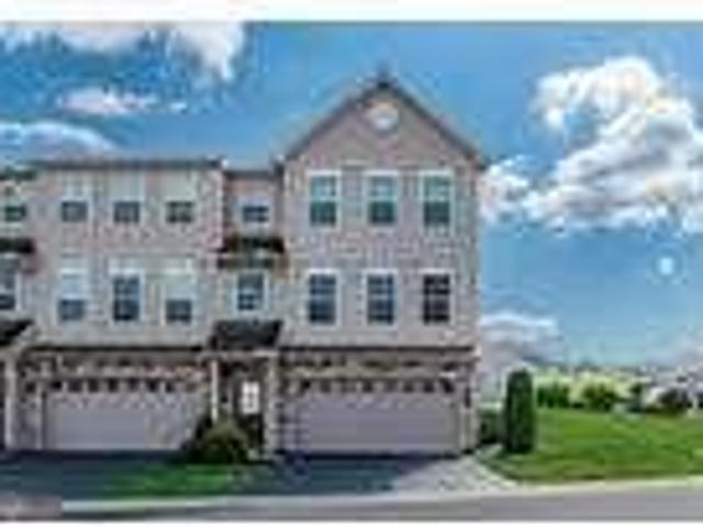 3 Bedroom 3 Bath In Mechanicsburg Pennsylvania 17050