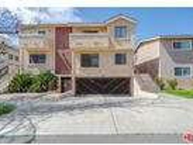 3 Bedroom 3 Bath In Burbank CA 91506