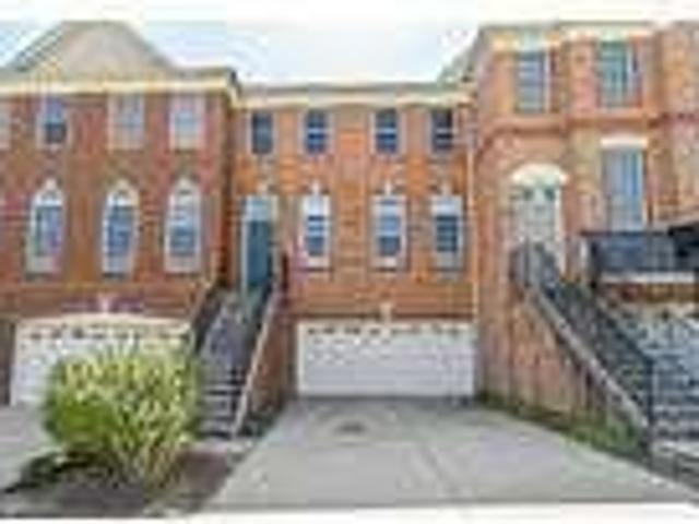 3 Bedroom 3 Bath In Chantilly VA 20152