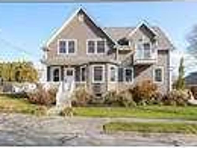 3 Bedroom 3 Bath In Fairhaven Massachusetts 02719
